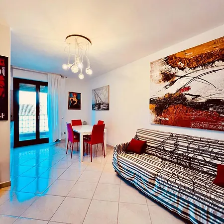 Comfty And Cute Apartment